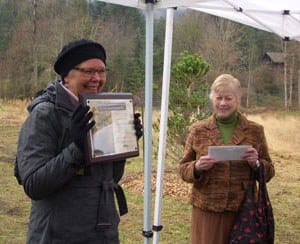 Margaret Macleod honored with Ruth Kees award in Issaquah